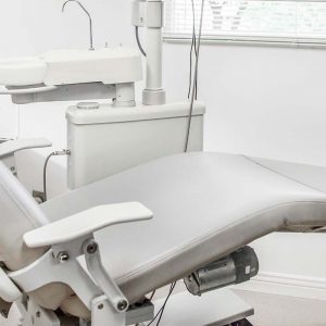 Centre Dentaire St. Laurent Dental Chair