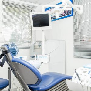 Centre Dentaire St. Laurent Dentist Room